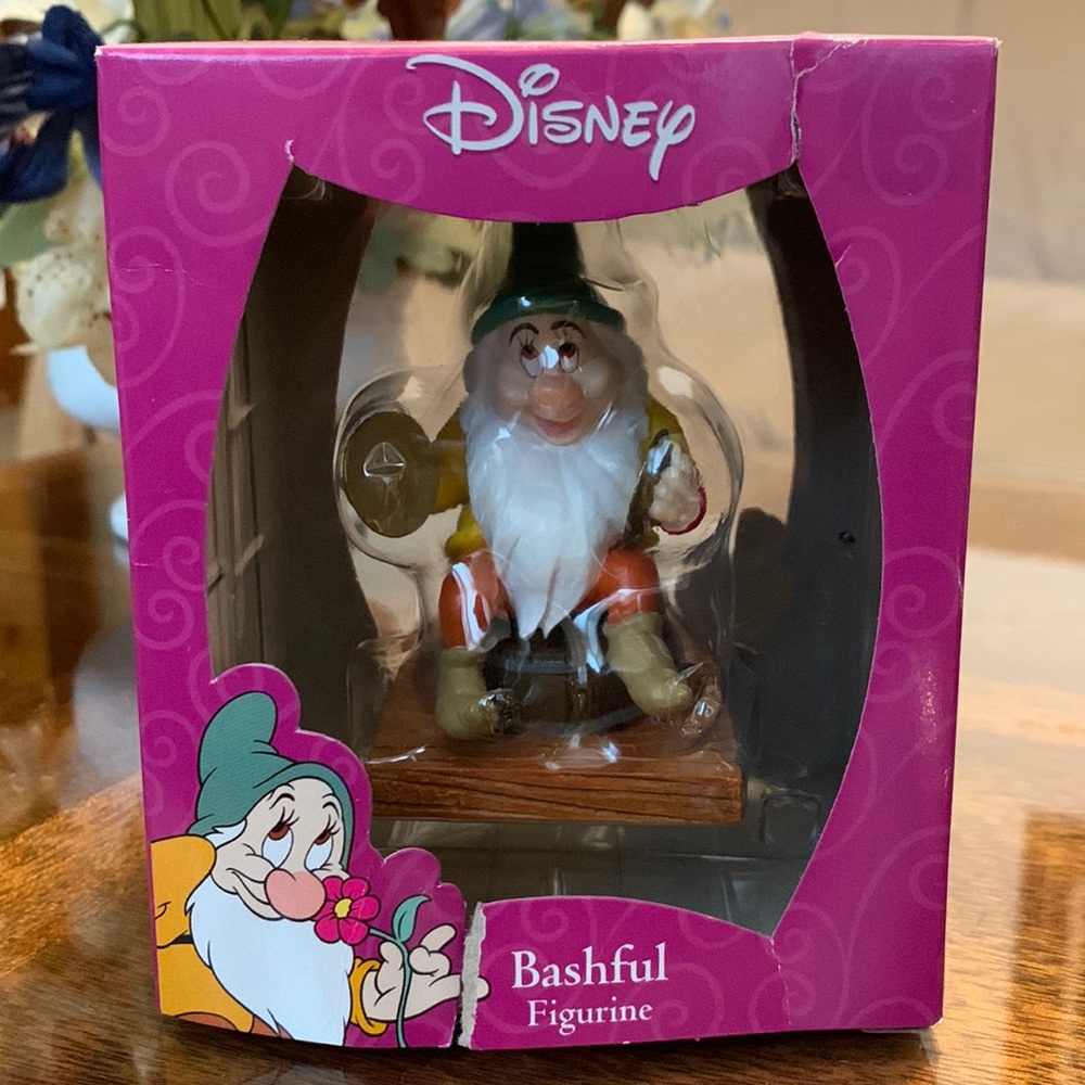 Enesco Bashful Dwarf Figurine Disney Princess CVS exclusive 65 Anniversary
